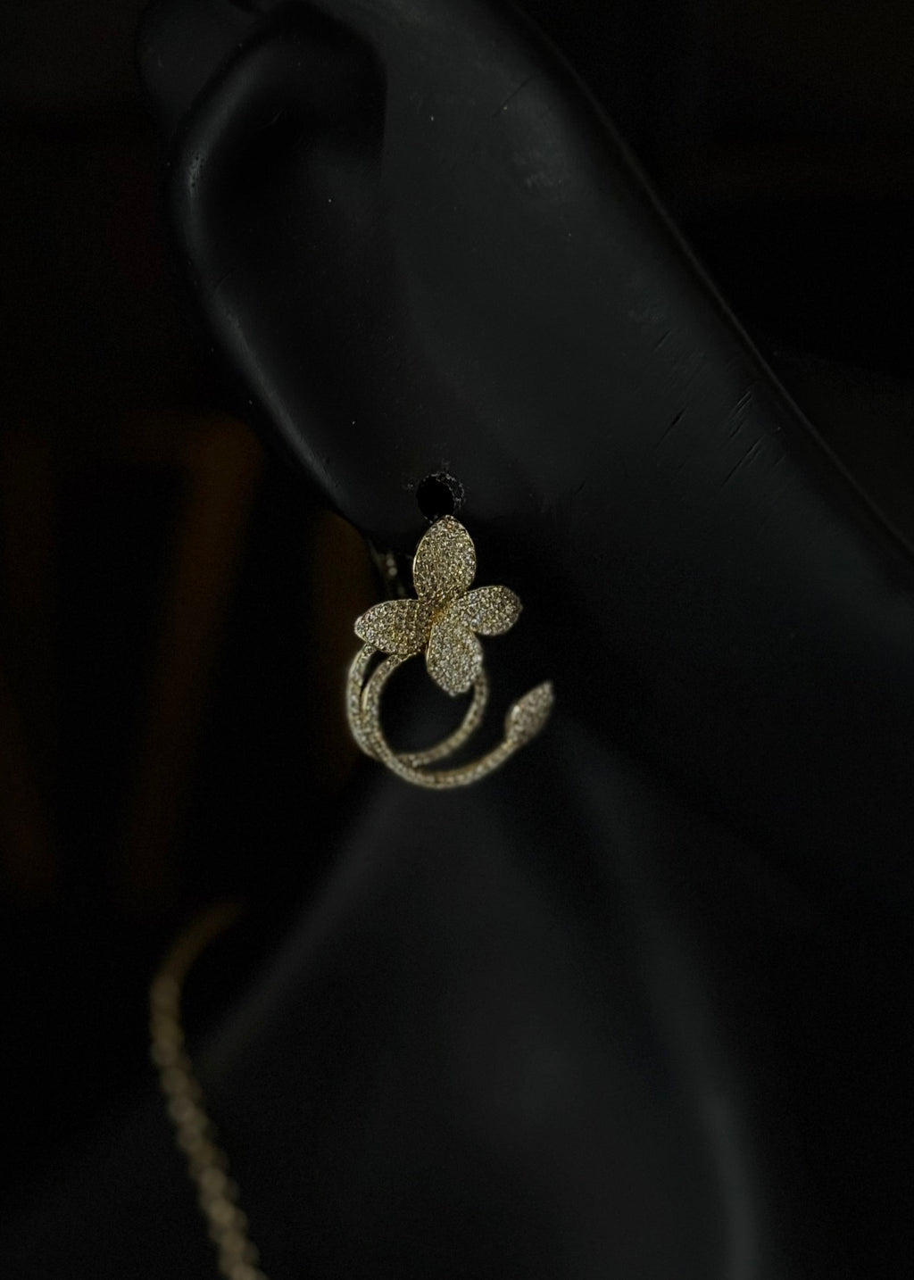 Collier FLEUR DORÉE + Boucles